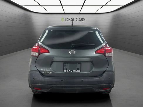 Used 2020 Nissan Kicks S FWD image 6