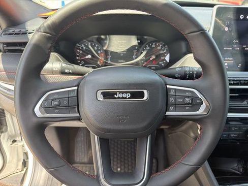 Used 2023 Jeep Compass Trailhawk AWD/4WD image 16