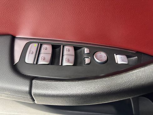 Used 2023 BMW X4 xDrive30i w/ M Sport Package image 26