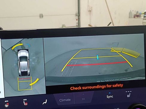 Certified 2026 Toyota C-HR AWD/4WD image 19
