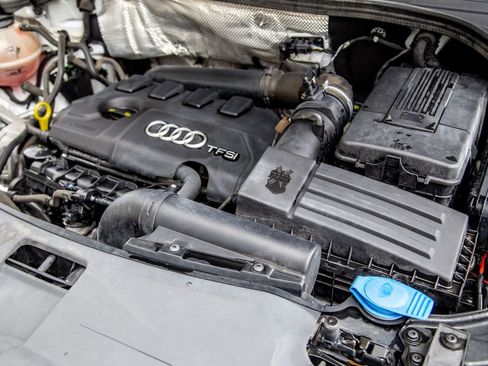 Used 2015 Audi Q3 2.0T Premium Plus AWD/4WD image 24