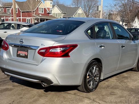 Used 2016 Nissan Altima 2.5 SL FWD image 6