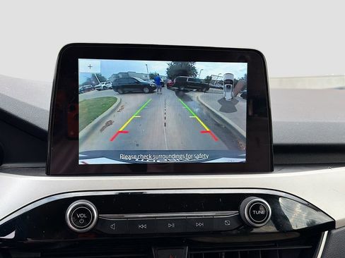 Used 2020 Ford Escape SEL image 14