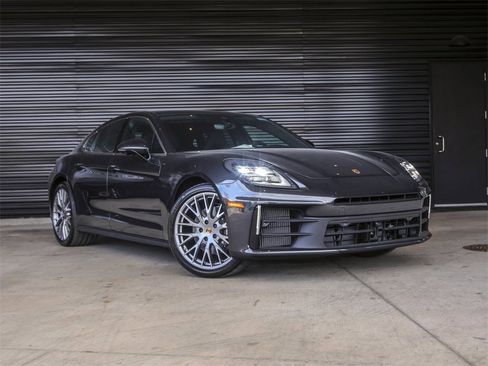 New 2026 Porsche Panamera image 9