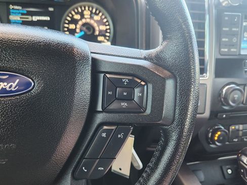 Used 2015 Ford F150 XLT w/ Equipment Group 301A Mid image 17