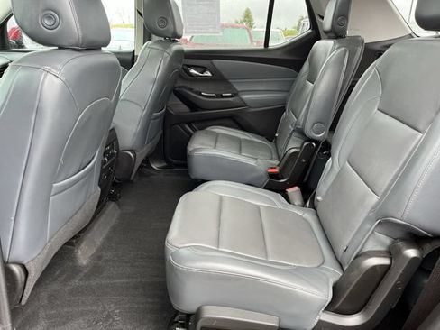 Used 2018 Chevrolet Traverse LT w/ LPO, Floor Liner Package AWD/4WD image 26