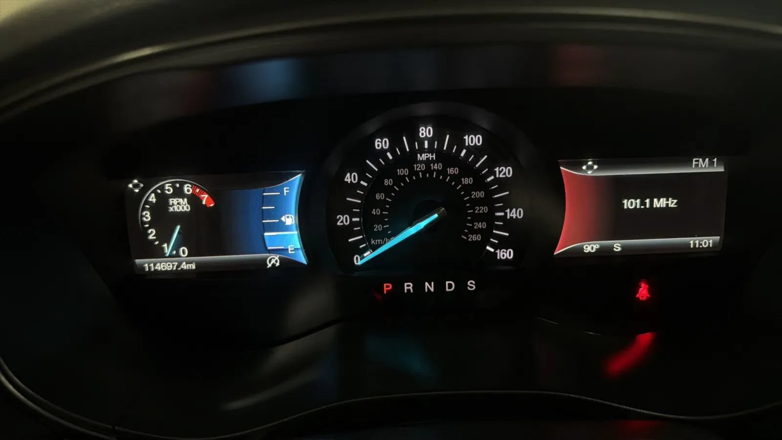Used 2018 Ford Fusion SE w/ Equipment Group 201A FWD image 12