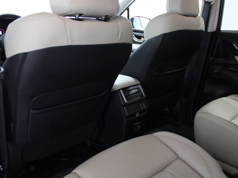 Used 2023 Subaru Ascent Limited AWD/4WD image 16