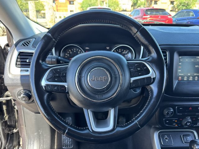 Used 2018 Jeep Compass Latitude w/ Popular Equipment Group FWD image 26