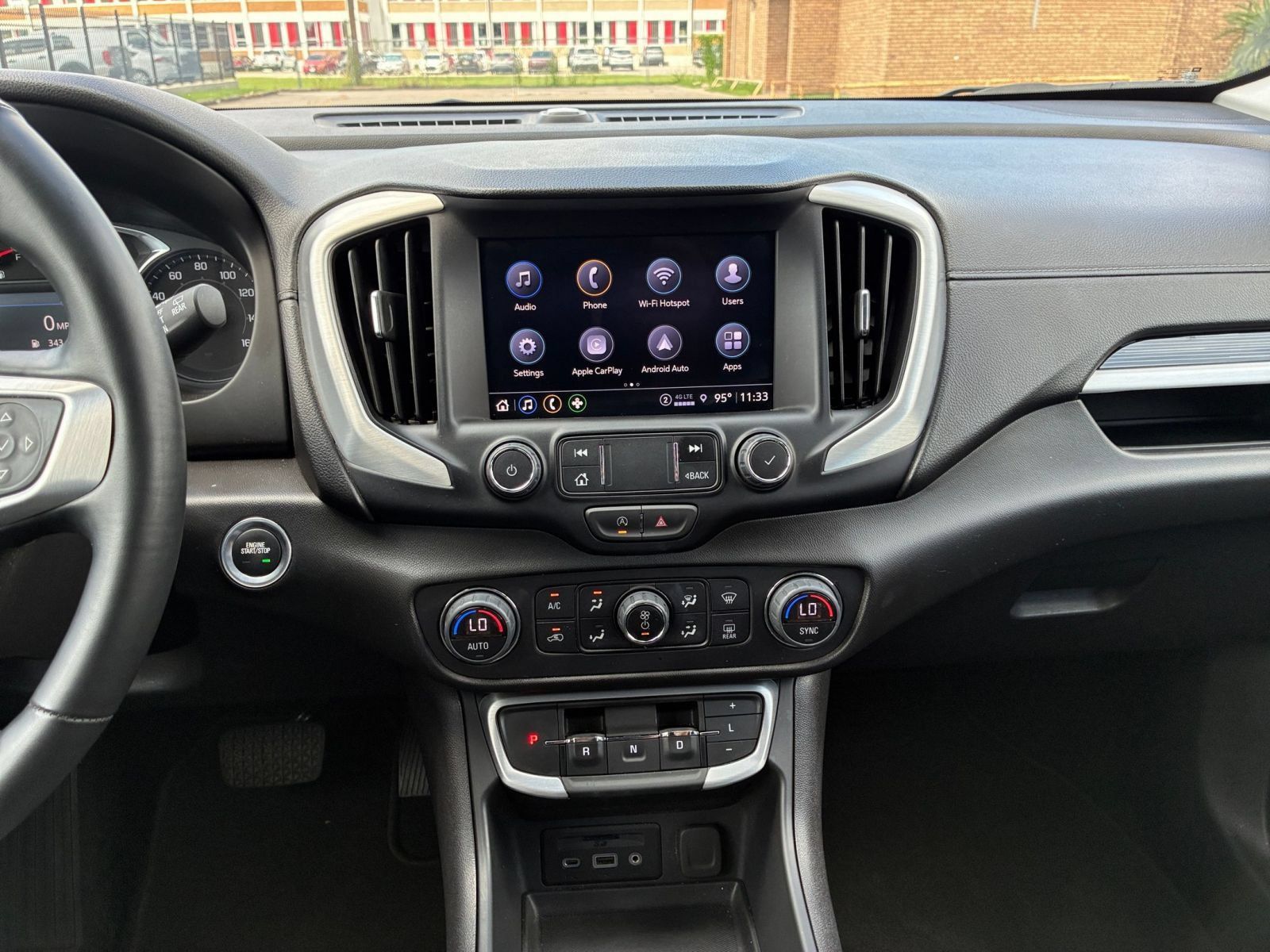 Used 2024 GMC Terrain SLT AWD/4WD image 16