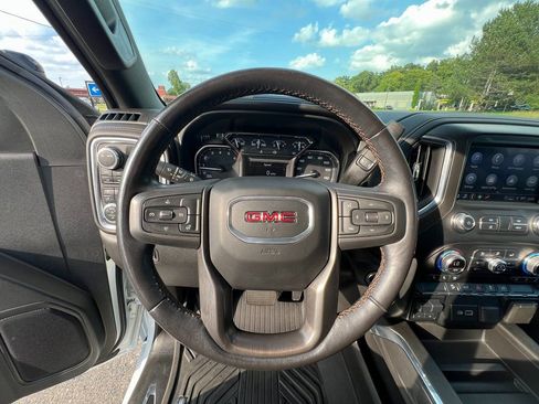 Certified 2022 GMC Sierra 2500 AT4 w/ Snow Plow Prep/Camper Package AWD/4WD image 21