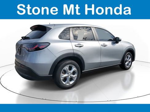 Used 2024 Honda HR-V LX image 6