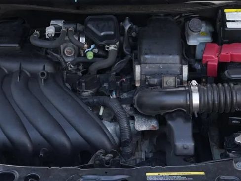 Used 2018 Nissan Versa SV FWD image 15