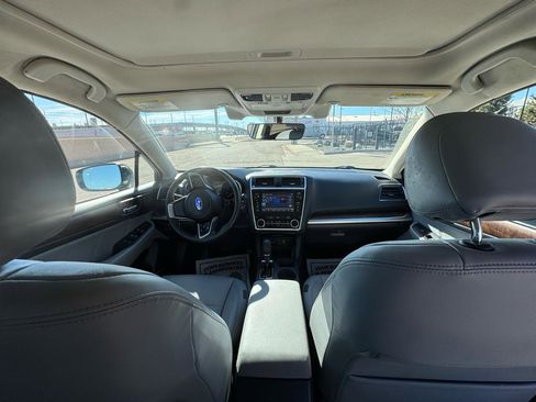 Used 2018 Subaru Outback 2.5i Limited image 11