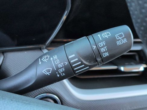 Used 2025 Chevrolet TrailBlazer LS image 26