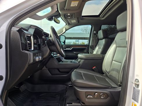 Used 2024 GMC Sierra 2500 Denali w/ Denali Reserve Package image 9