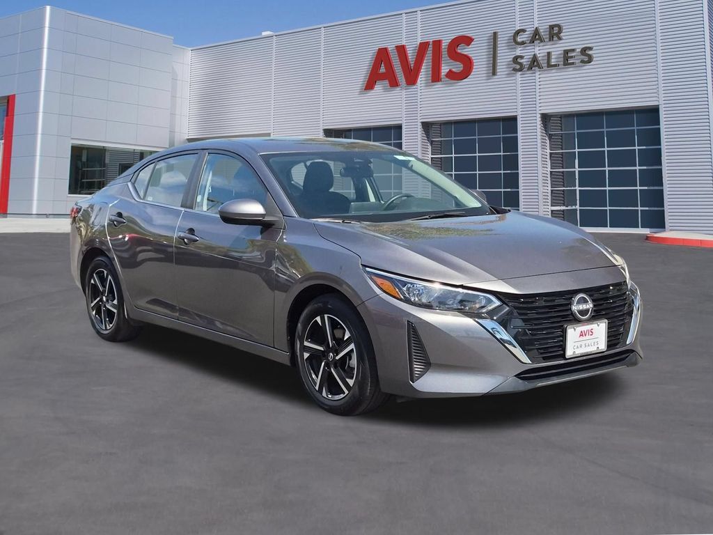 Used 2025 Nissan Sentra SV FWD image 3