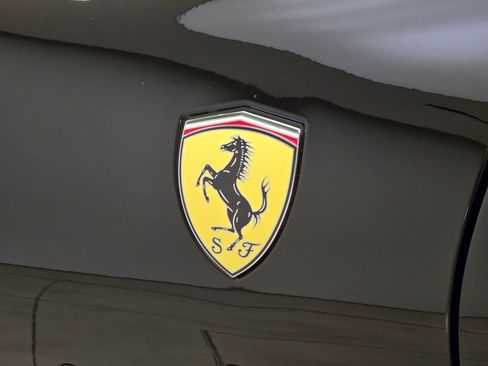 Used 2024 Ferrari Roma RWD image 16