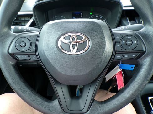 Used 2024 Toyota Corolla LE image 14