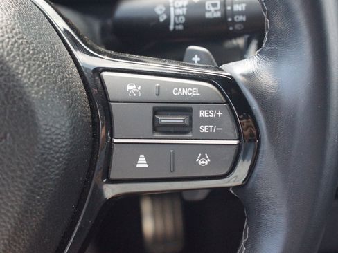 Used 2023 Honda Civic Sport image 9
