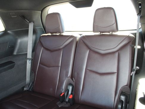 Used 2022 Cadillac XT6 Premium Luxury w/ Technology Package image 19