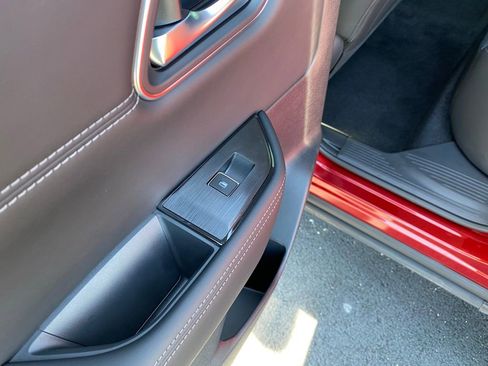 New 2025 Nissan Rogue Platinum w/ Tech Package image 18