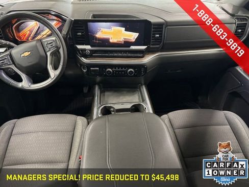 Used 2024 Chevrolet Silverado 2500 LT w/ Convenience Package image 17