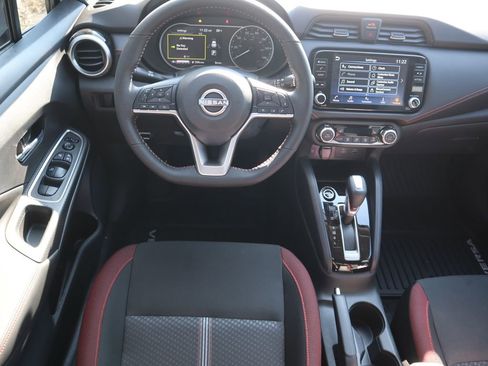 New 2025 Nissan Versa SR w/ Trunk Package image 11