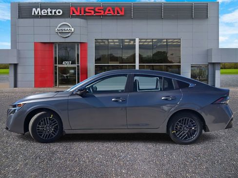 New 2026 Nissan Sentra SV image 3