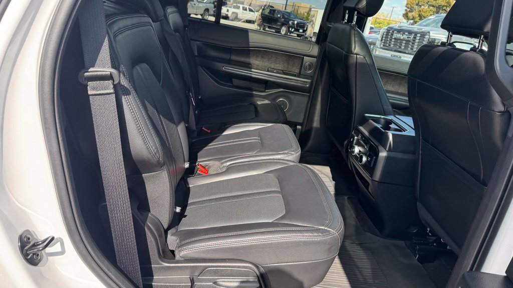Used 2021 Ford Expedition Limited AWD/4WD image 13