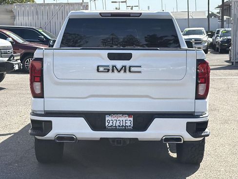 Used 2021 GMC Sierra 1500 Elevation w/ LPO, Elevation Black Package AWD/4WD image 6