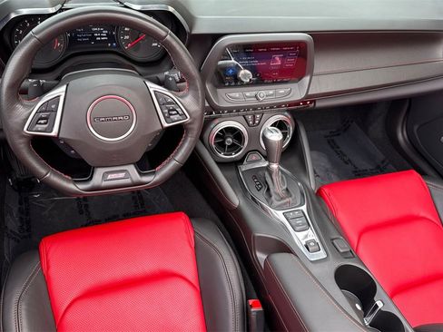 Used 2022 Chevrolet Camaro SS image 4