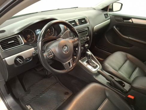 Used 2014 Volkswagen Jetta SE image 17