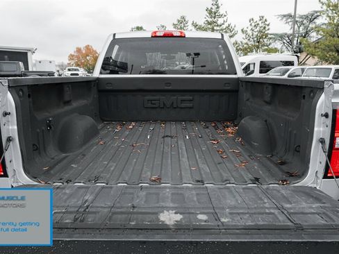 Used 2017 GMC Sierra 2500 SLE w/ HD SLE Preferred Plus Package image 11