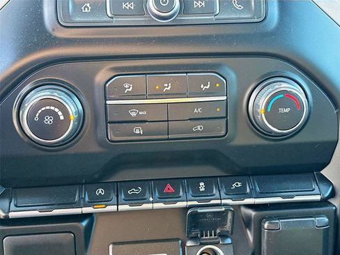 Used 2022 Chevrolet Silverado 1500 W/T w/ WT Fleet Convenience Package AWD/4WD image 15