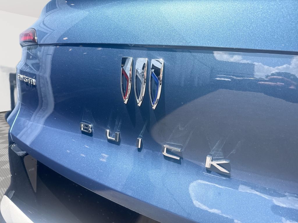 New 2026 Buick Envista Sport Touring w/ Convenience I Package FWD image 25