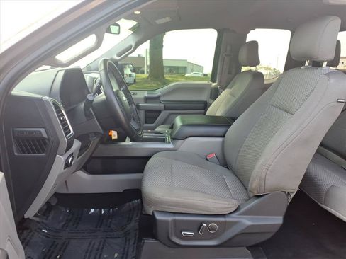 Used 2016 Ford F150 XLT w/ Equipment Group 302A Luxury AWD/4WD image 26