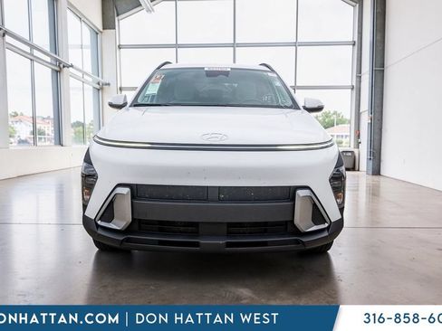 Used 2025 Hyundai Kona SEL AWD/4WD image 20