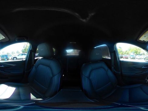 Used 2025 Buick Envista Sport Touring image 42