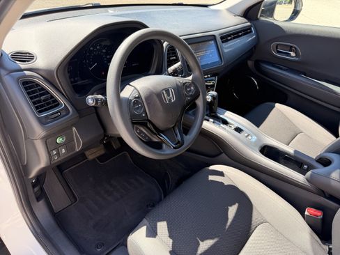 Certified 2022 Honda HR-V EX image 11