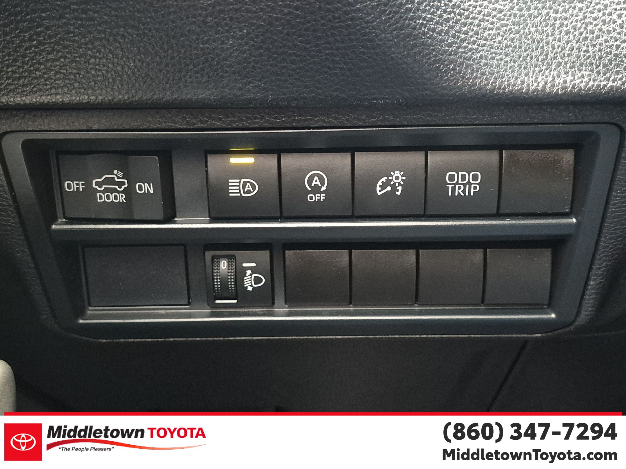 Used 2024 Toyota Tundra SR5 AWD/4WD image 18