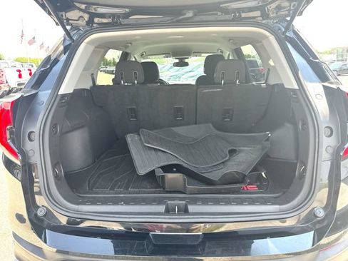 Used 2020 GMC Terrain SLE w/ Driver Convenience Package FWD image 25