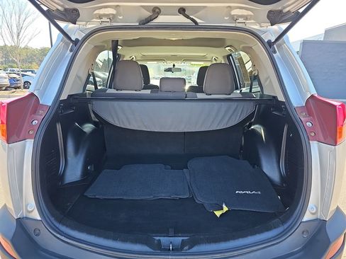 Used 2014 Toyota RAV4 XLE image 15