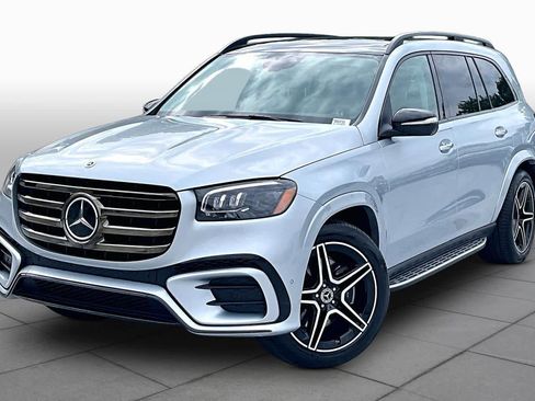 Used 2026 Mercedes-Benz GLS 450 4MATIC image 1