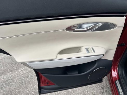 New 2026 Genesis GV70 2.5T Advanced AWD/4WD image 22