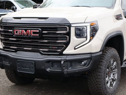 New 2026 GMC Sierra 1500 AT4X image 4