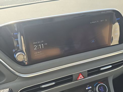 Used 2023 Hyundai Sonata SEL w/ Convenience Package image 21