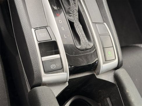 Used 2019 Honda Civic EX image 27