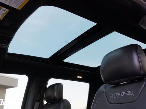 Used 2017 Ford F150 Raptor w/ Equipment Group 802A Luxury image 36