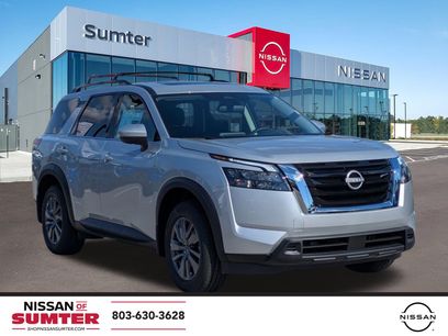 New 2025 Nissan Pathfinder SV